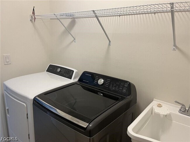 Building Photo - 8187 Gopher Tortoise Trail