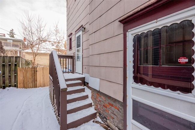 Building Photo - 7 Arlington St