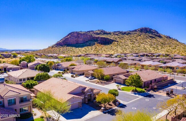 Building Photo - 9733 W Hedge Hog Pl