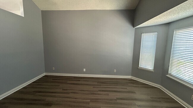 Building Photo - Beautiful 3 Bedroom Home in Moreno Valley