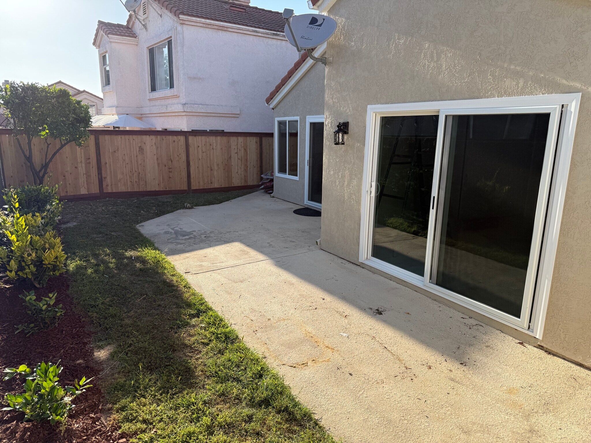 Building Photo - 2136 Waterside Dr