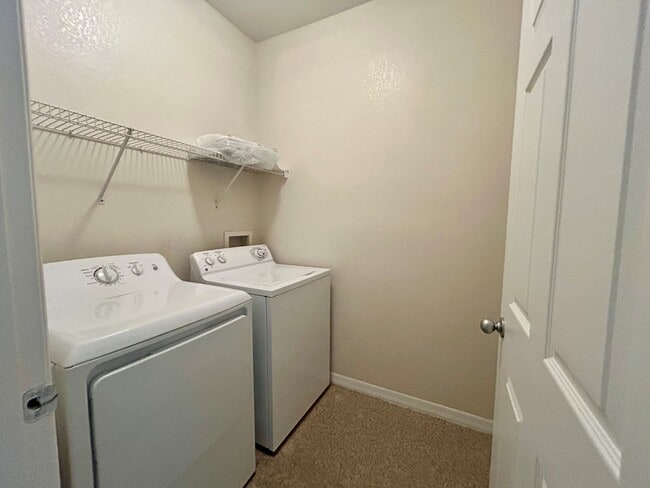 Building Photo - 8112 Claire Ann Dr