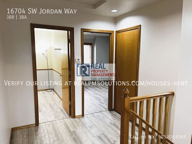 Building Photo - 16704 SW Jordan Way