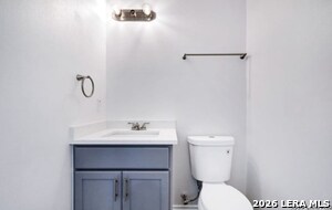 Building Photo - 215 Southlawn Ave