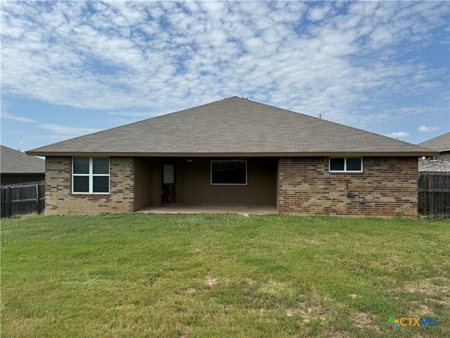 Building Photo - 7702 Blue Nile Dr