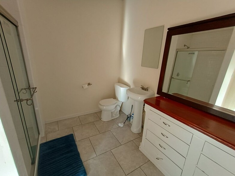 Building Photo - 292 Wilder St