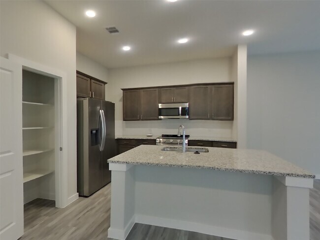 Building Photo - 22625 Terrazzo Dr