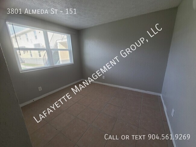 Building Photo - 3801 Almeda St