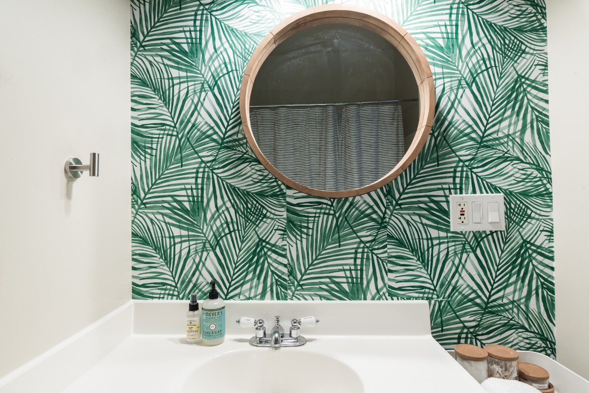 Building Photo - 7468 N Huron Ave