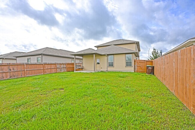 Building Photo - 138 Buttercup Bnd