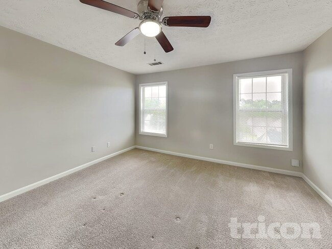 Building Photo - 62 Kirkhill Dr