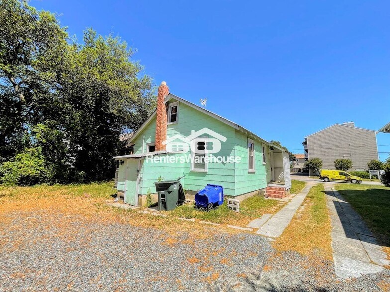 Building Photo - 2235 E Ocean View Ave