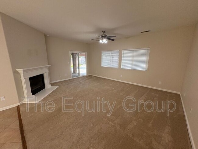 Building Photo - 4911 W Elkhorn Ave