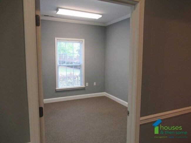 Building Photo - 115 Pelham Commons Blvd.