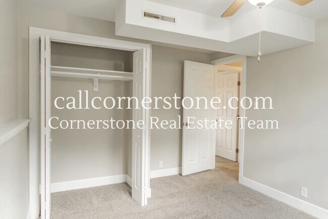 Building Photo - 2215 N Chelton Rd