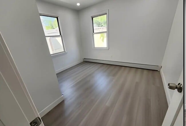 Building Photo - 235-33-235148 148th Rd