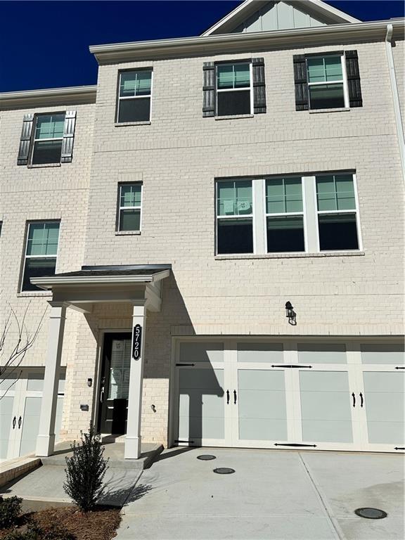 Building Photo - 5720 Schelton Pl