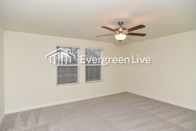 Building Photo - 157 Snowdrop Ave