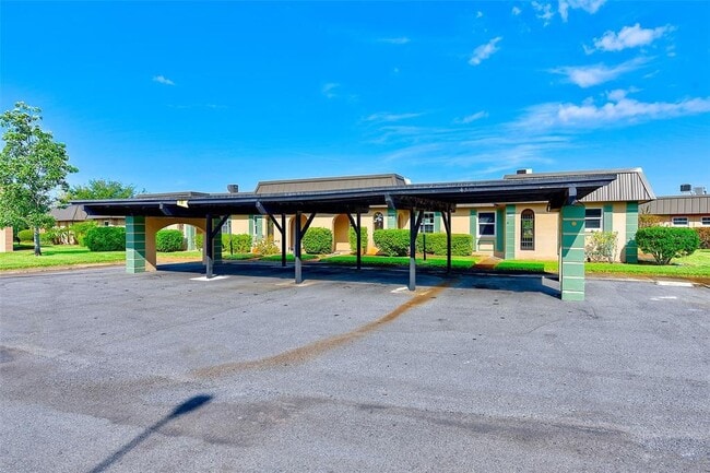 Building Photo - 4308 Summersun Dr