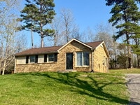 Building Photo - 1322 Shady Lawn Dr