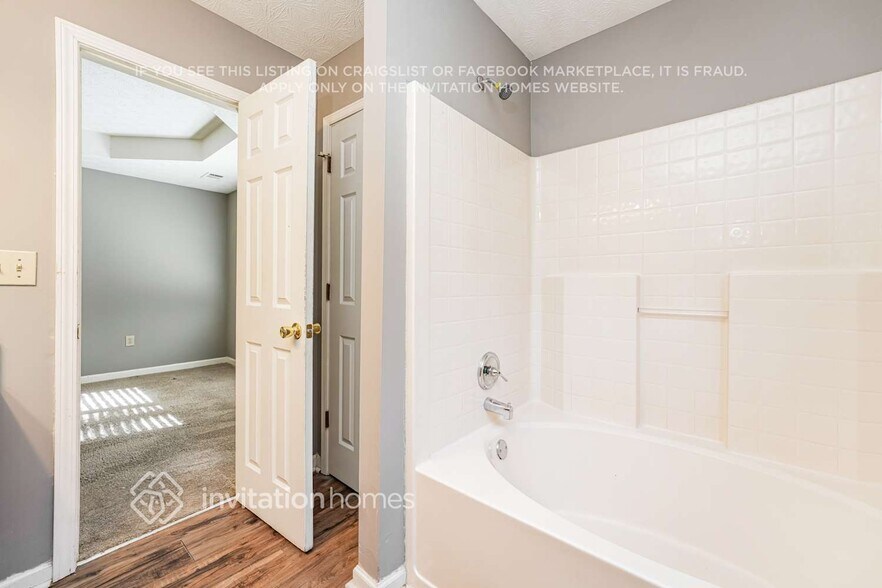 Building Photo - 825 Rambling Rose Ct NW