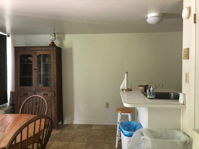 Building Photo - **Montreat Rental** AVAILABLE January 1st, 2026-May 15th, 2026