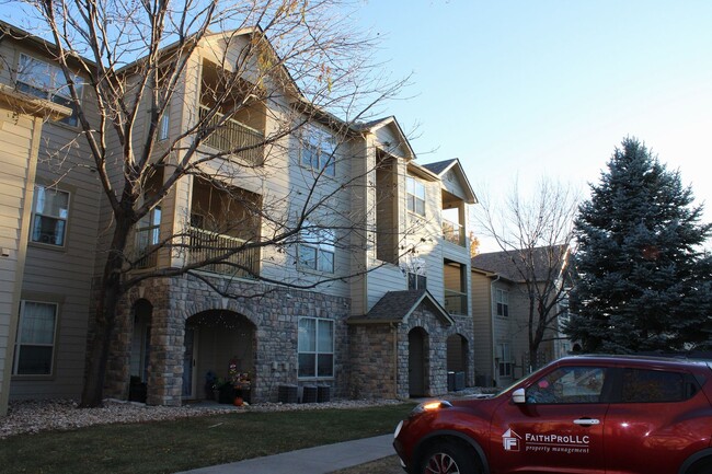 Primary Photo - Lovely Townhome near Fossil Creek