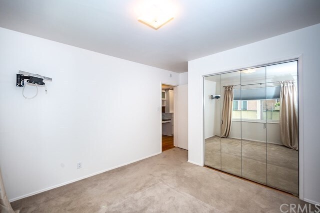 Building Photo - 3367 Roxanne Ave