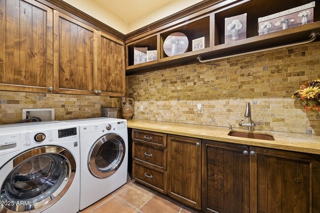 Building Photo - 35444 N 48th St