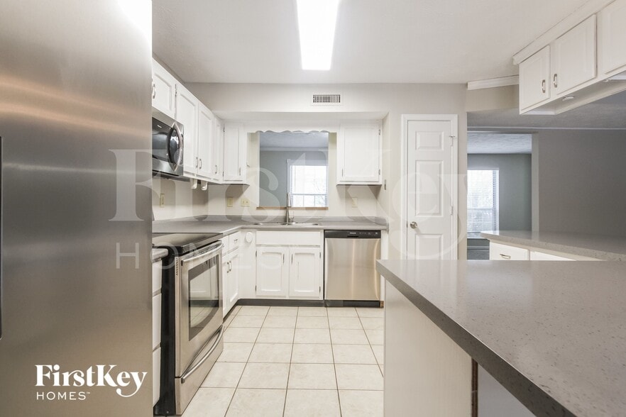 Building Photo - 7510 Allenwood Ct