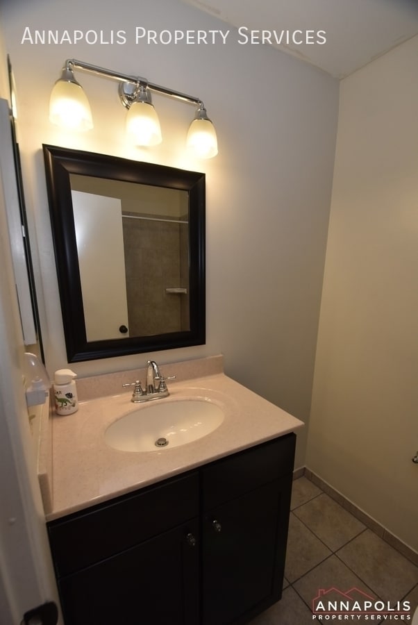 Building Photo - 1673 Forest Hill Ct