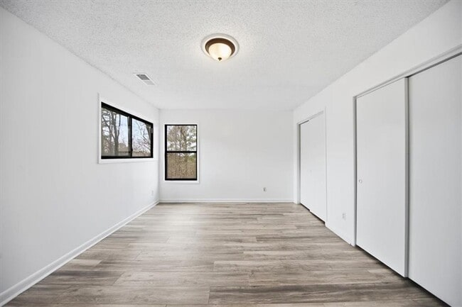 Building Photo - 530 Matterhorn Way