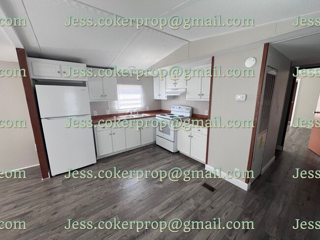Building Photo - 106 Mill Creek Ct