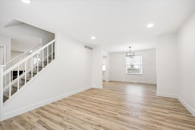 Building Photo - Bright, Modern Home on a Spacious Lot in a...