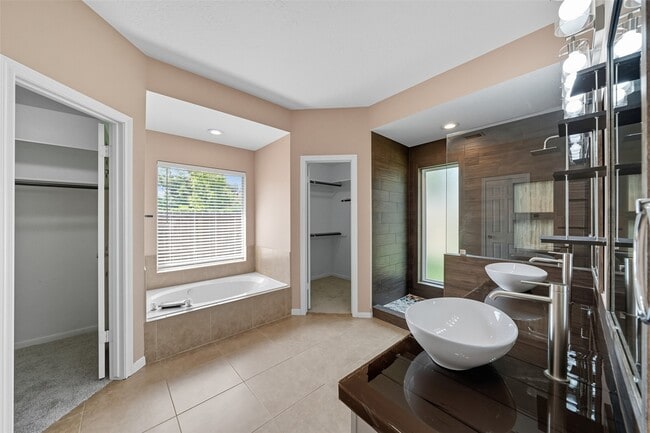 Building Photo - 1238 Sandy Plains Ln