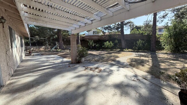 Building Photo - 148 Carmody St