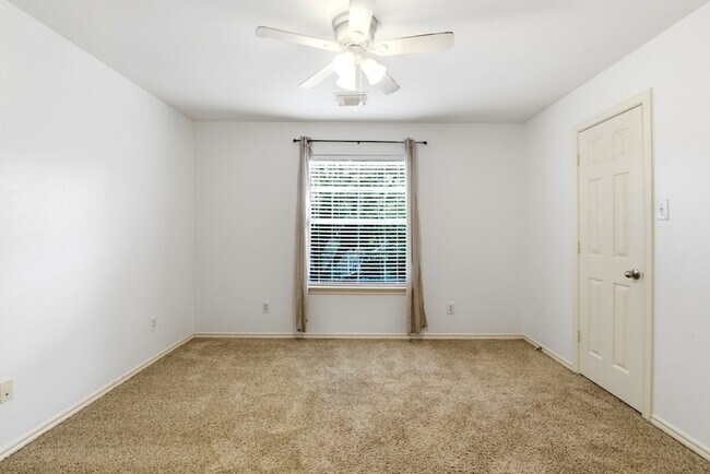 Building Photo - 78 N Camellia Grove Cir