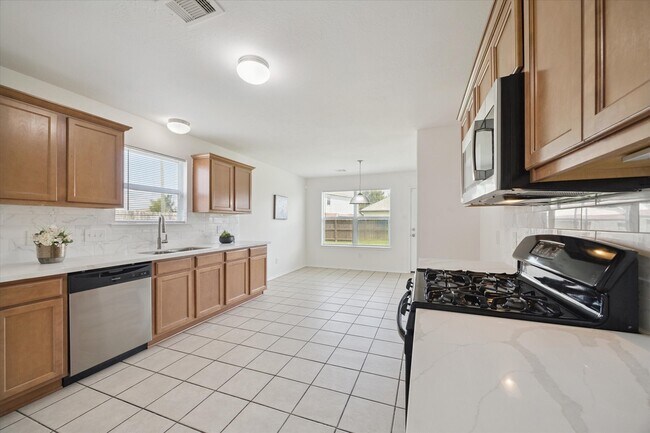 Building Photo - 6738 Haven Forest Ln