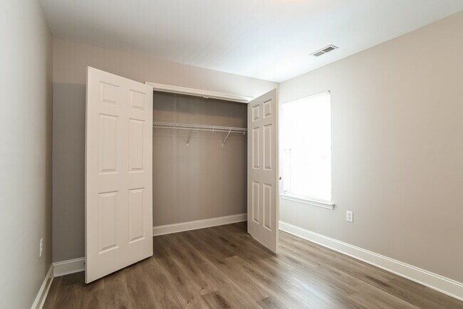 Building Photo - 4022 Linville Falls Ln