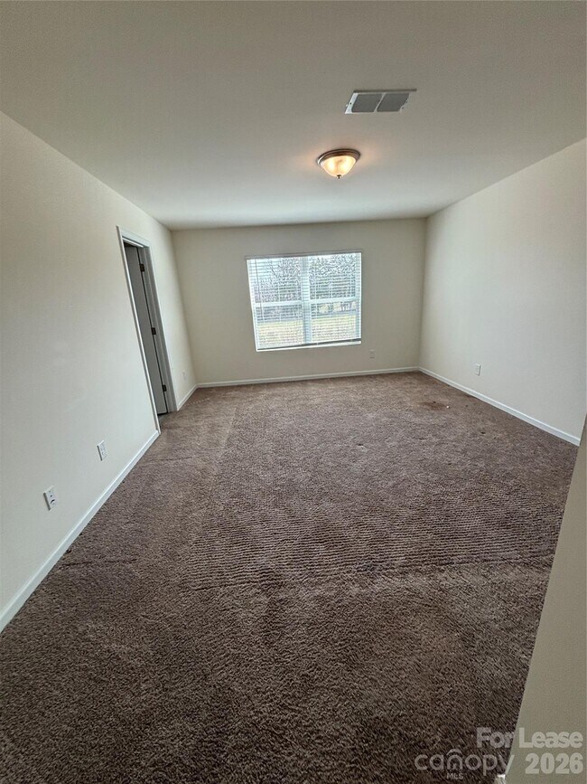 Building Photo - 5211 Maynard Hl Dr