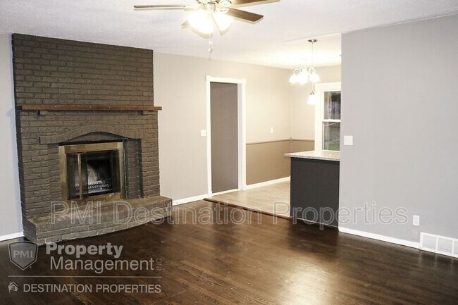 Building Photo - 1103 N Atherton Rd