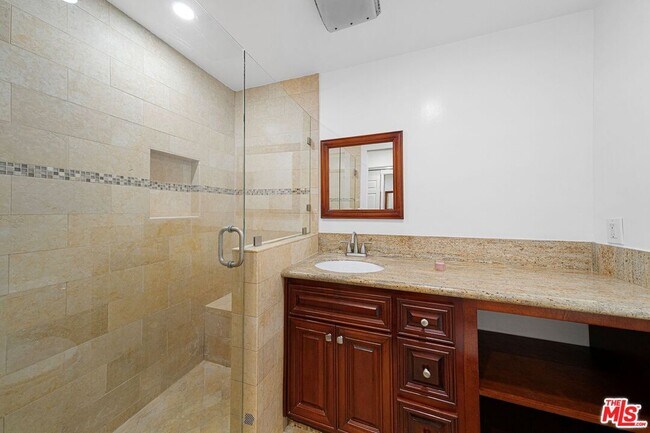 Building Photo - 235 S Gale Dr