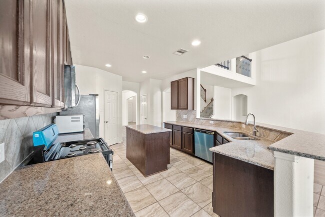 Building Photo - 6411 Westward Wood Way