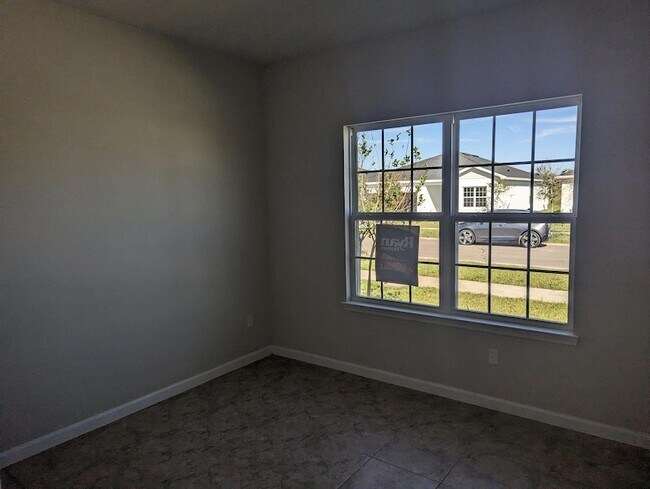 Building Photo - 10644 SW Vasari Way