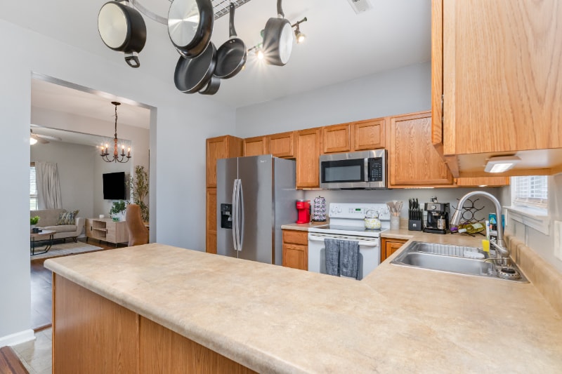 Building Photo - 4919 Sunburst Ln