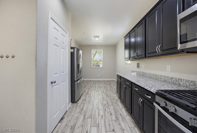 Building Photo - 917 Spiracle Ave