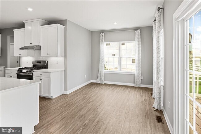 Building Photo - 712 Wallasey Dr