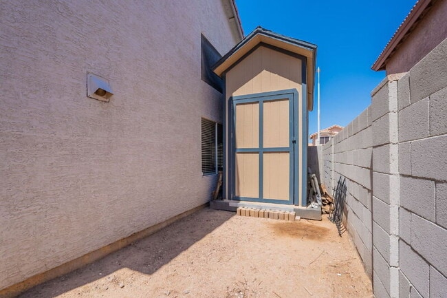 Building Photo - 4105 E Frye Rd