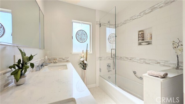 Building Photo - 1418 Niagara Ave