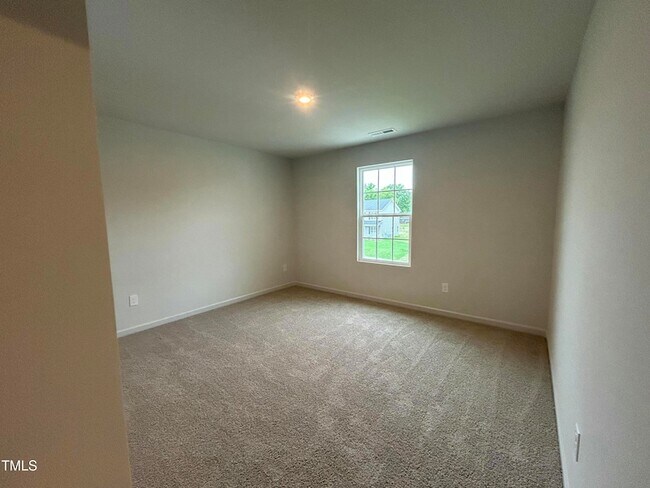 Building Photo - 260 Johnson Rdg Wy